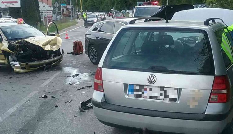 3-dopravna nehoda v Povazskej Bystrici-23.05.2022