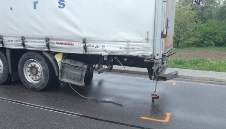 4-dopravna nehoda v obci Strezenice-15.04.2024